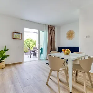 https://moderno-apartamento-con-piscina-en-corralejo.hotelsfuerteventura.org