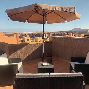Brisas Fuerteventura: Optic Fiber,solarium,bbq , Corralejo Spain