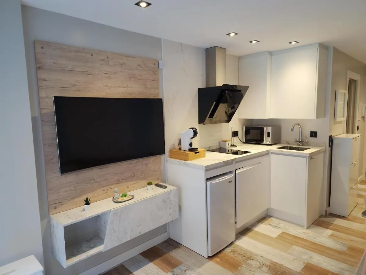 דירה בנאלמדנה Premium Studio Minerva 103 Con Piscina Y Parque Acuatico